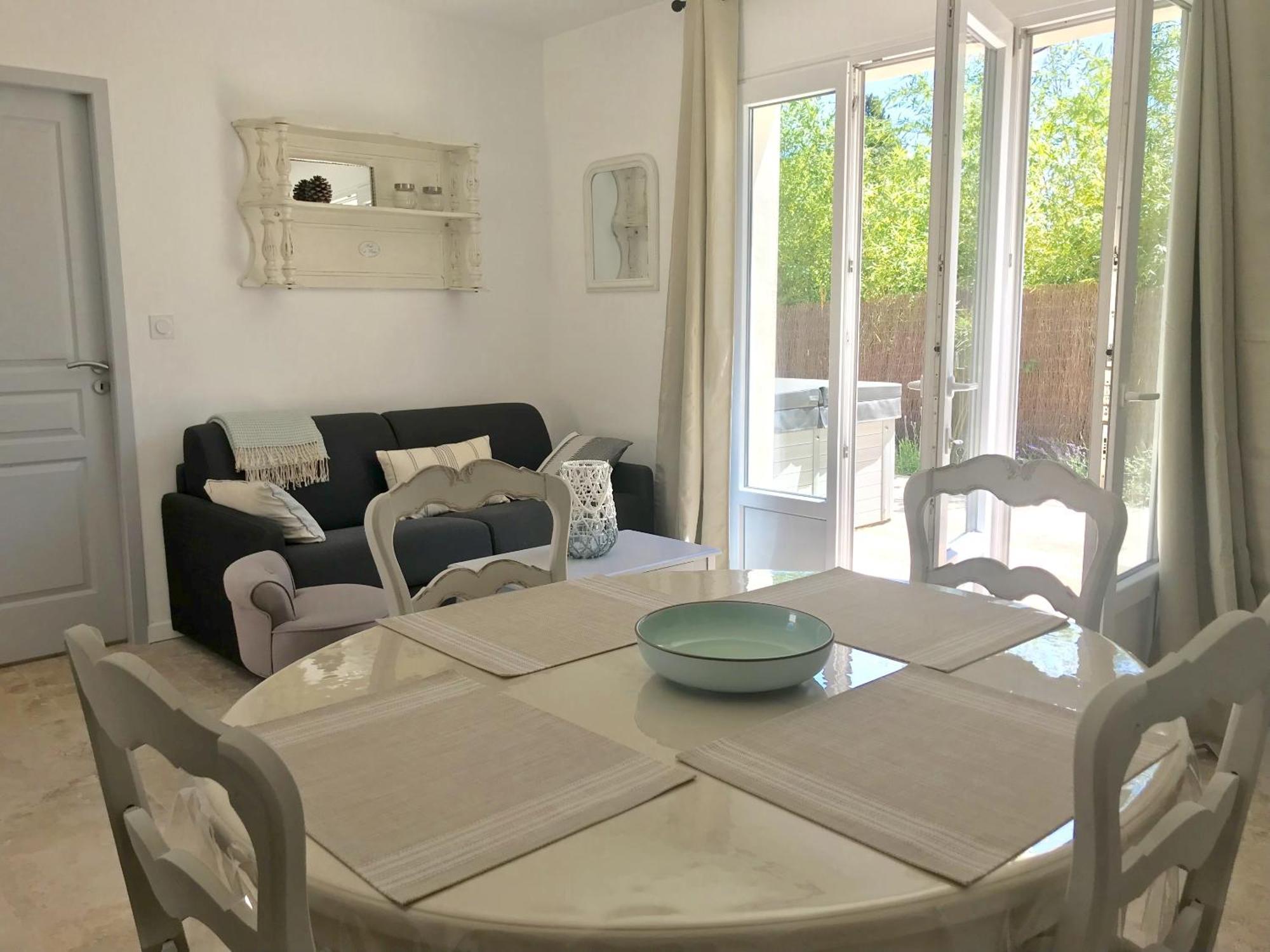 Les Mazets Et Spa D'Uzes Arpaillargues-et-Aureillac 객실 사진