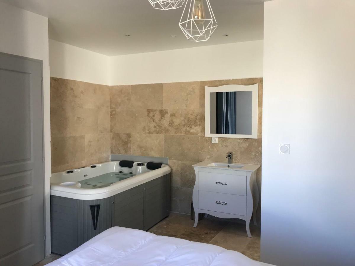 Les Mazets Et Spa D'Uzes Arpaillargues-et-Aureillac 외부 사진